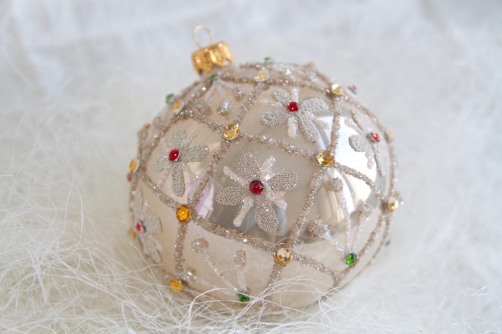 Christmas tree decorations 10cm photo #1